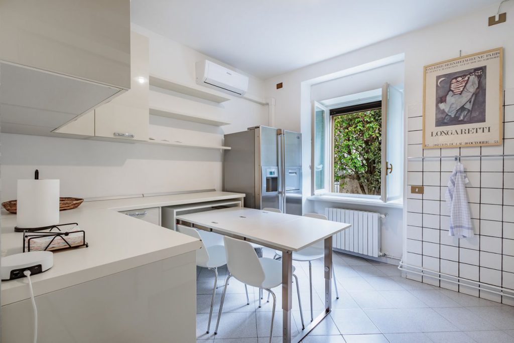 liberty villa appartamento Bergamo casa vacanze cucina
